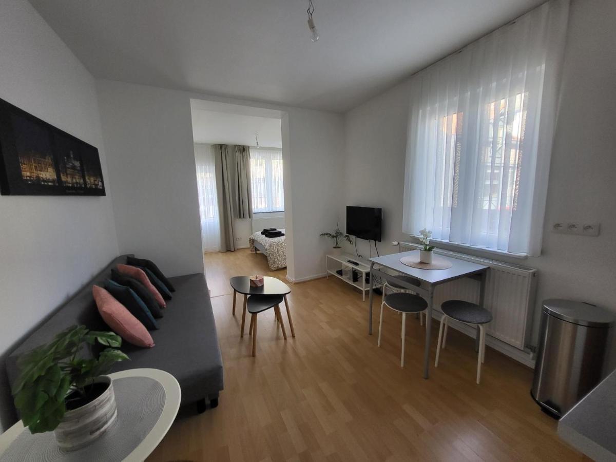 Studio Alicia, Idealement Situe Etterbeek Exterior foto